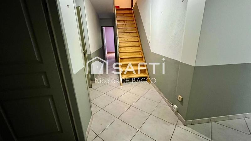 Maison - 180 m² - 6 pièces