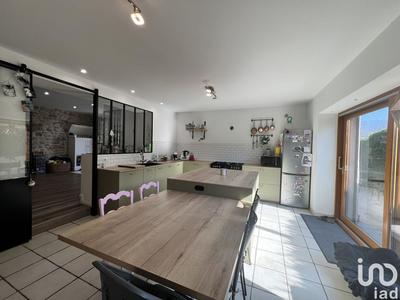 Maison - 166 m² - 4 pièces