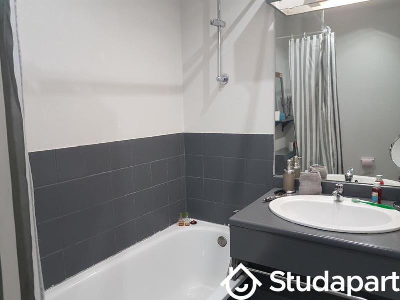 Chambre - 8 m² - 1 pièce