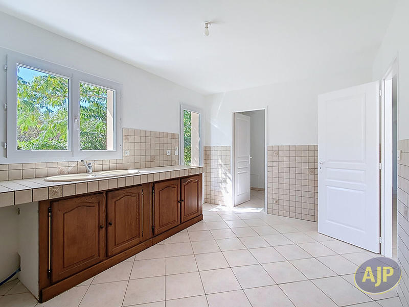 Maison - 118 m² - 5 pièces