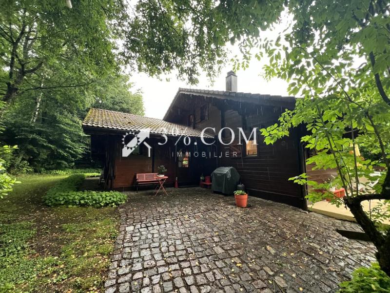 Châlet - 147 m² - 9 pièces