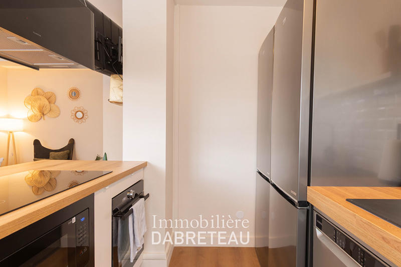 Appartement - 129 m² - 8 pièces