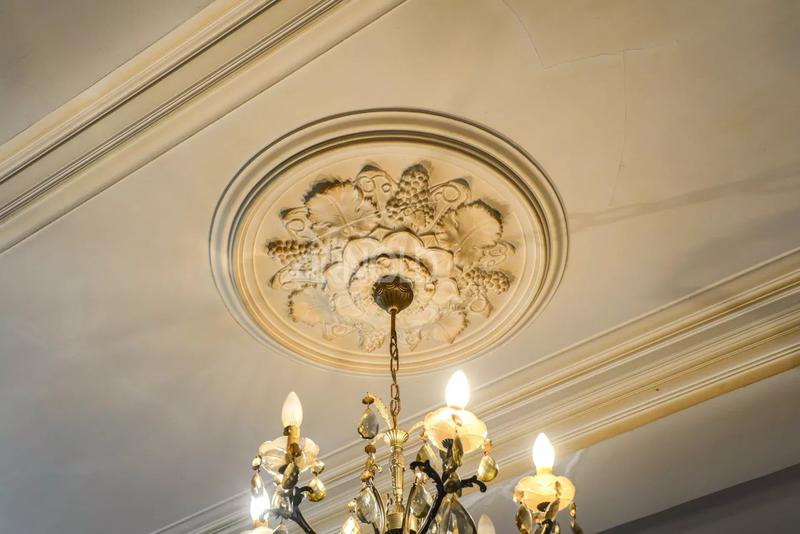 Maison - 463 m² - 15 pièces