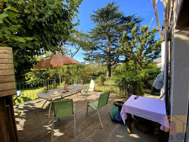 Maison - 180 m² - 6 pièces