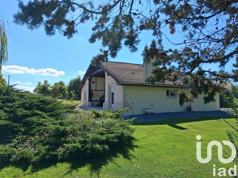 Maison - 200 m² - 8 pièces