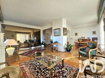 Appartement - 108 m² - 5 pièces