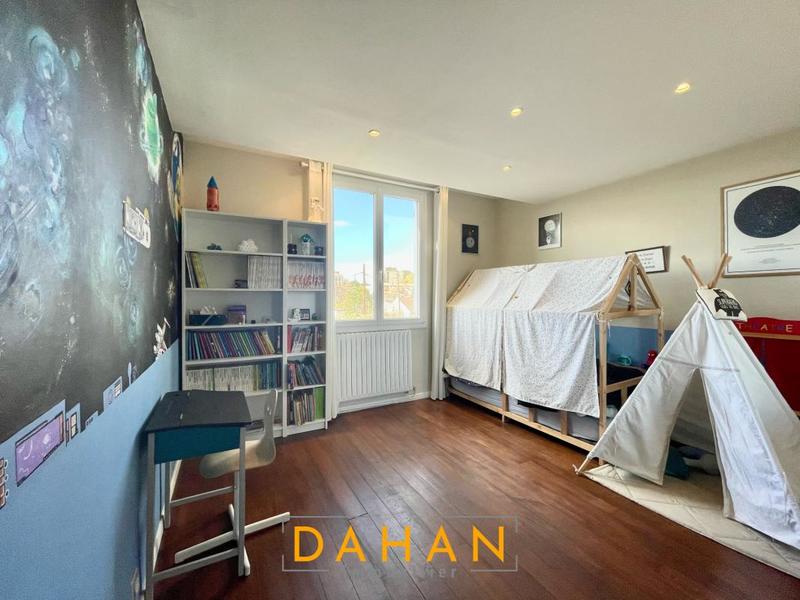 Maison - 173 m² - 7 pièces