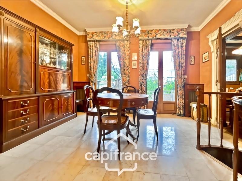 Maison - 115 m² - 6 pièces