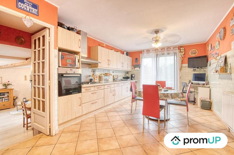 Local d'activités - 240 m²