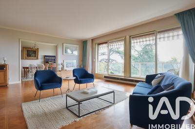 Appartement - 144 m² - 5 pièces