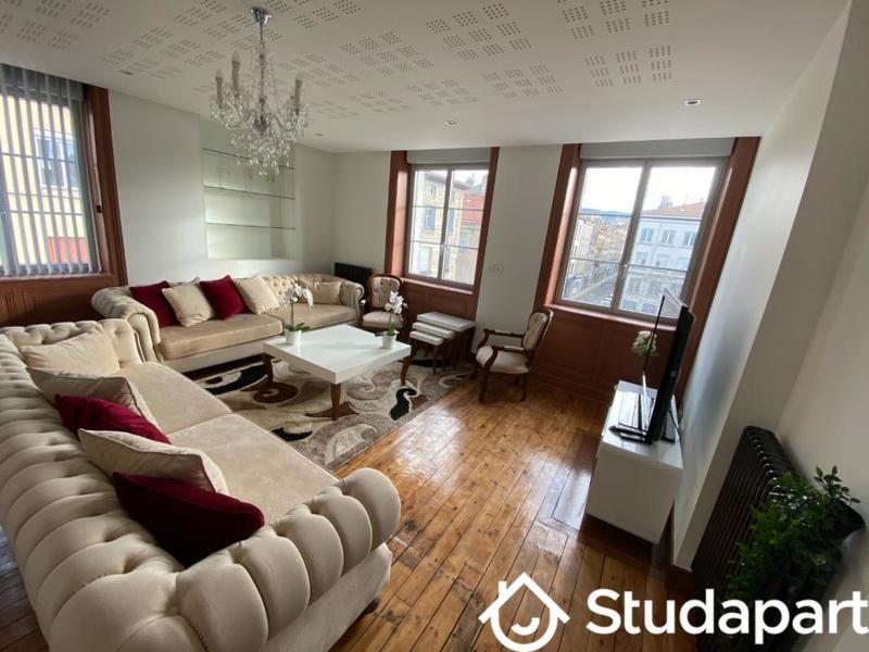 Appartement - 80 m² - 3 pièces