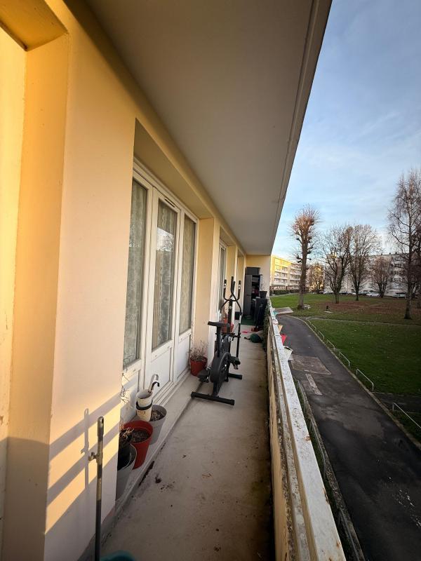 Appartement - 80 m² - 4 pièces