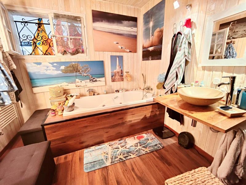 Maison - 191 m² - 6 pièces