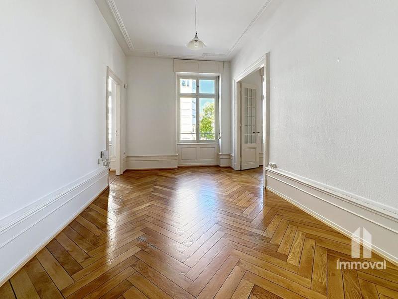 Appartement - 197 m² - 7 pièces