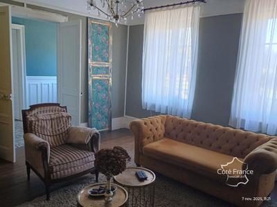 Maison de ville - 211 m² - 8 pièces