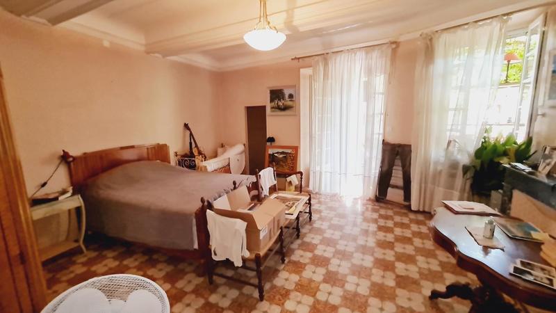 Maison - 178 m² - 10 pièces