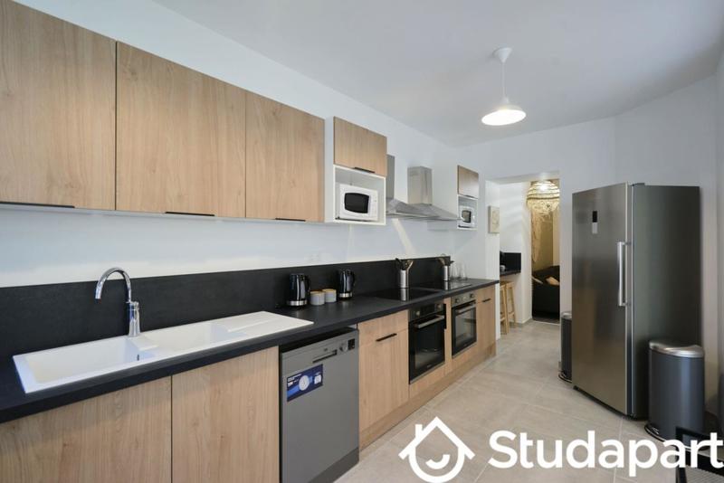 Chambre - 12 m² - 1 pièce