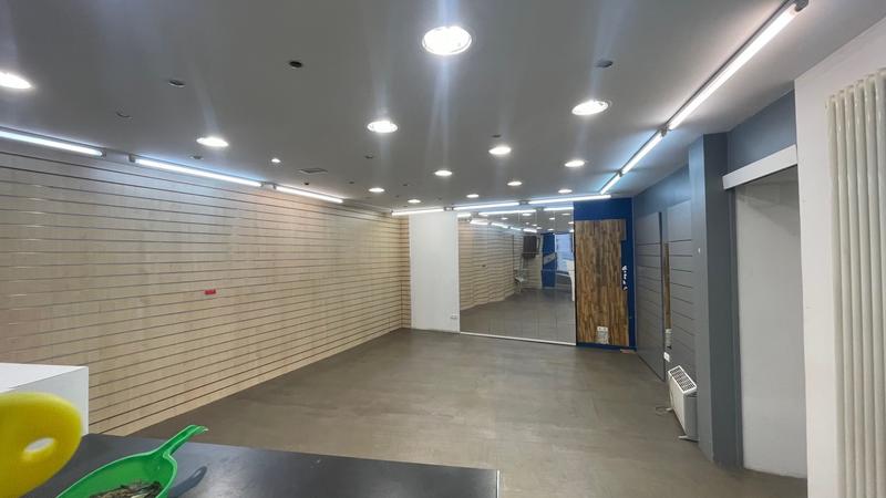 Local commercial - 74 m²