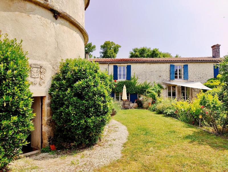Maison de campagne - 281 m² - 8 pièces