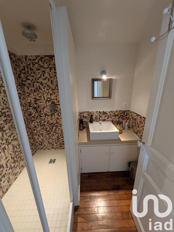 Maison - 228 m² - 5 pièces