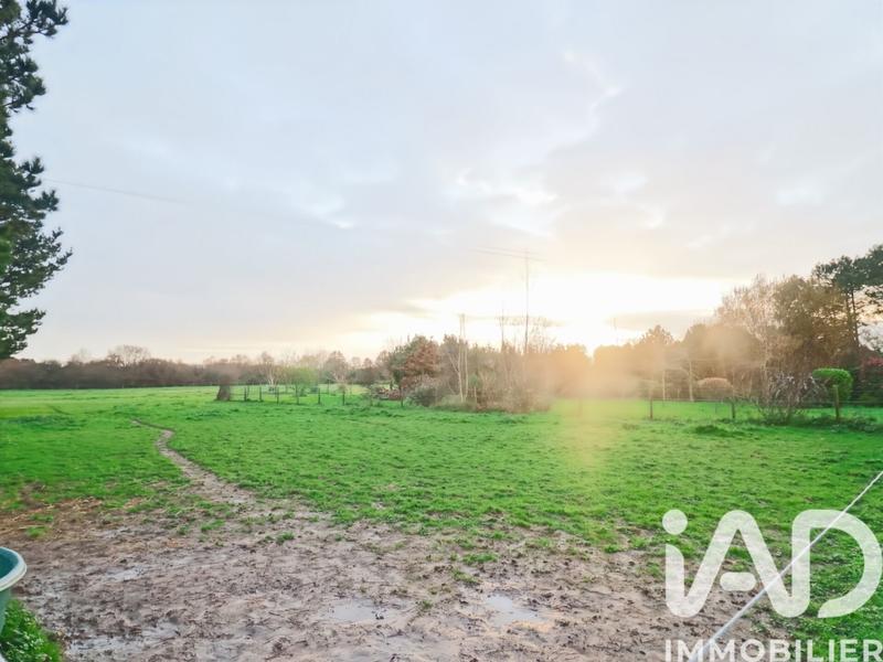 Maison - 220 m² - 7 pièces