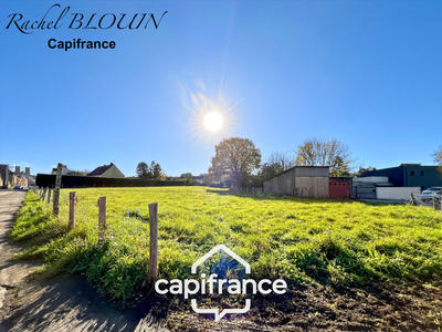 Terrain constructible - 3 697 m²
