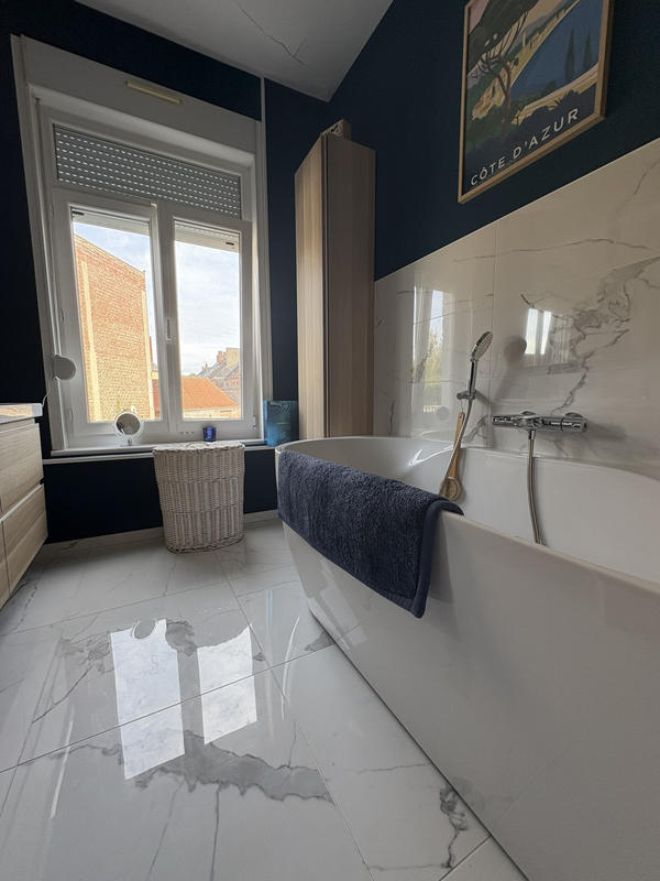 Maison - 260 m² - 8 pièces