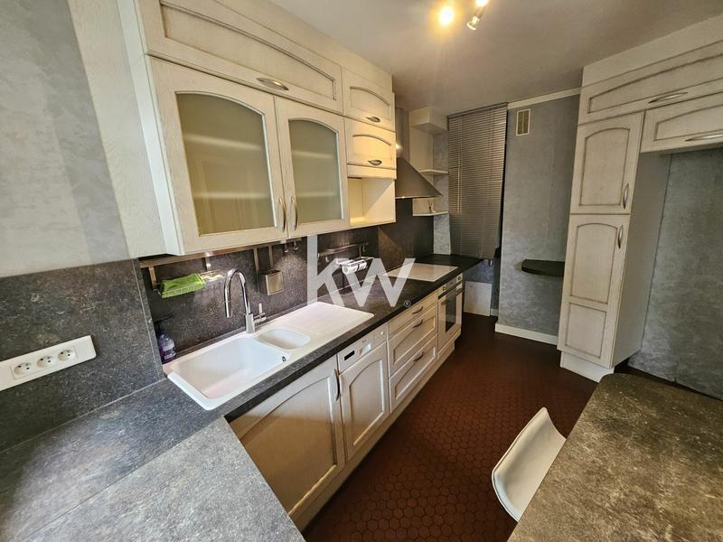 Appartement - 80 m² - 4 pièces