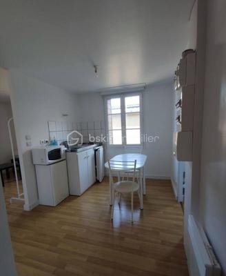 Immeuble - 330 m² - 12 pièces