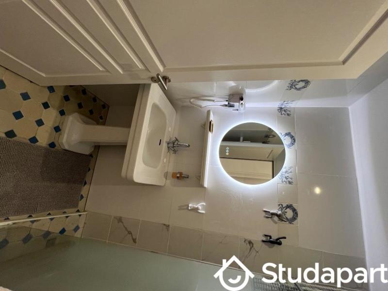 Appartement - 80 m² - 3 pièces