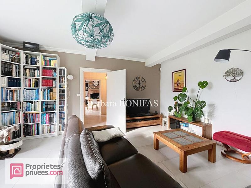 Maison - 200 m² - 8 pièces