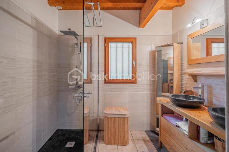 Maison - 164 m² - 5 pièces