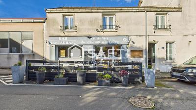 Local commercial - 189 m² - 16 pièces