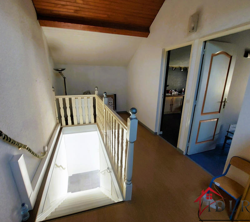 Maison - 190 m² - 6 pièces