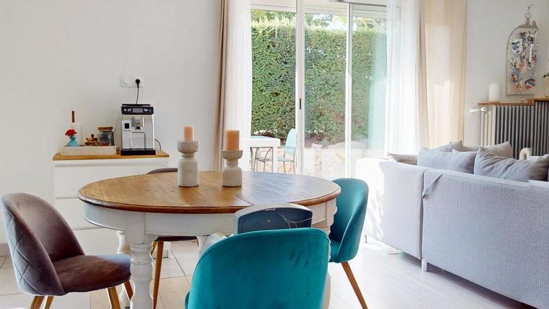 Maison - 98 m² - 4 pièces