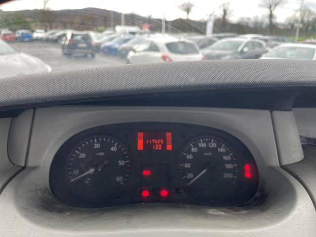 Renault Trafic plateau cabine L2h1 1.9 Dci 80