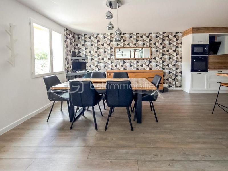 Appartement - 95 m² - 4 pièces