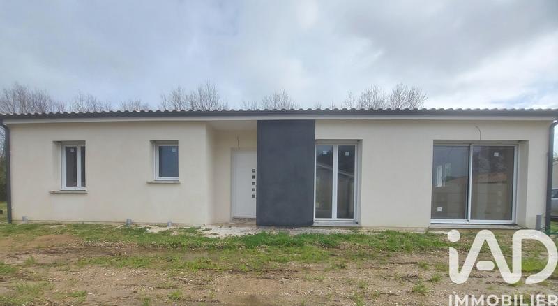 Maison - 93 m² - 4 pièces