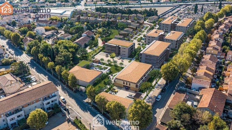 Appartement - 82 m² - 4 pièces