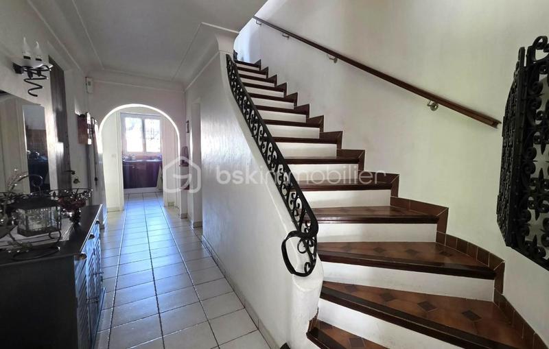 Maison traditionnelle - 118 m² - 4 pièces