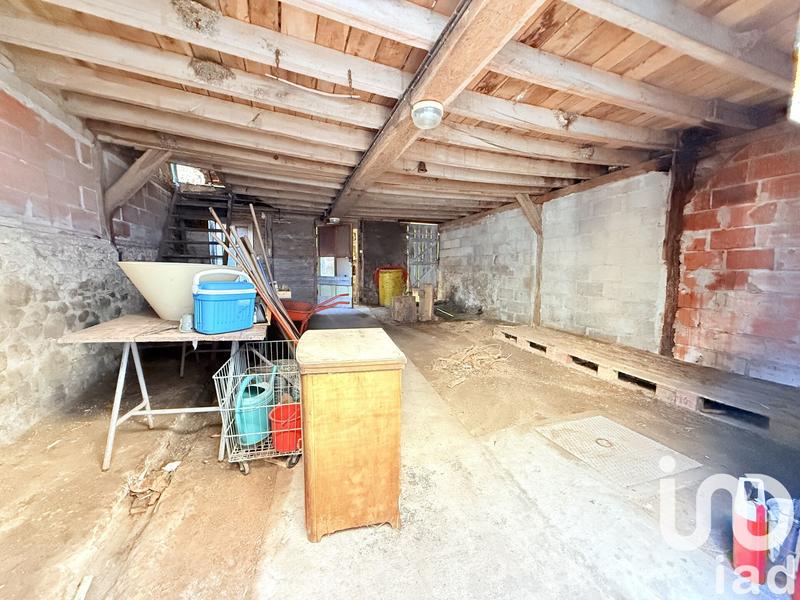 Maison - 202 m² - 9 pièces