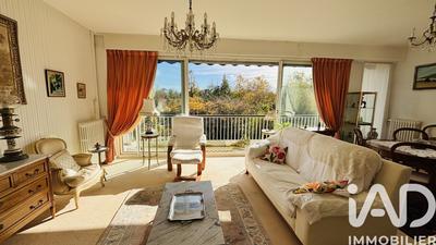 Appartement - 94 m² - 4 pièces