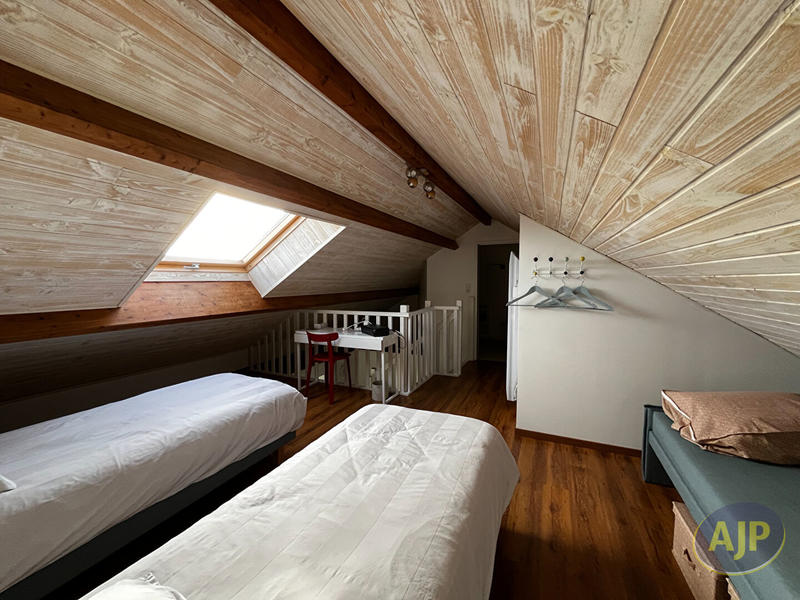 Appartement - 84 m² - 4 pièces