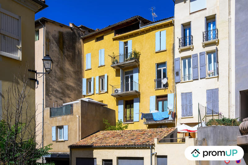 Appartement - 90 m² - 4 pièces