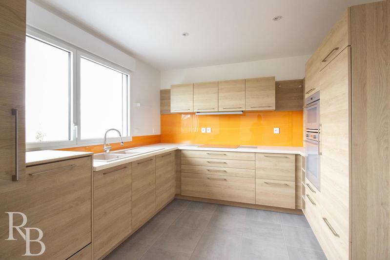 Appartement - 191 m² - 6 pièces