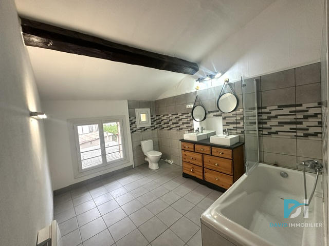 Immeuble - 120 m² - 5 pièces