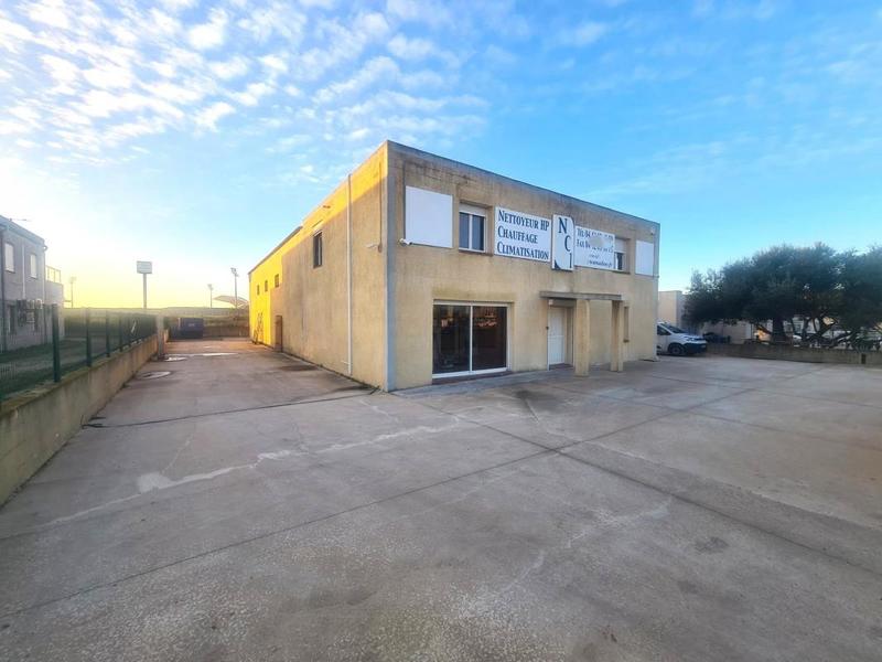 Bureau - 465 m² - 7 pièces