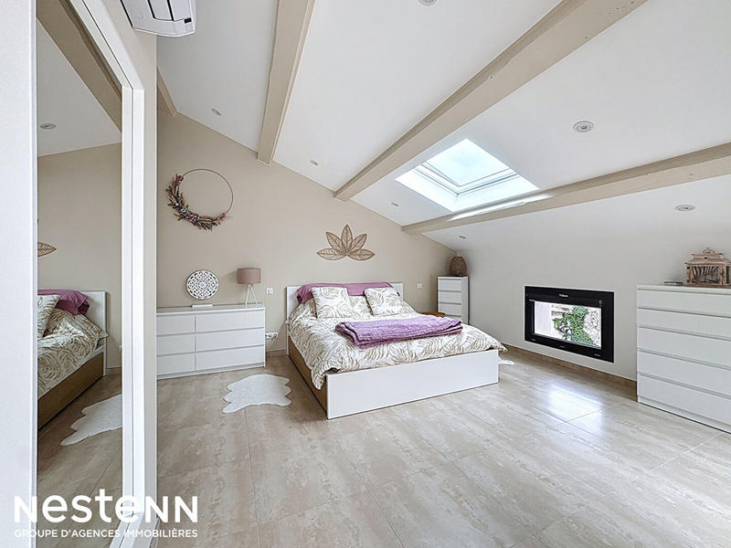 Maison - 140 m² - 5 pièces