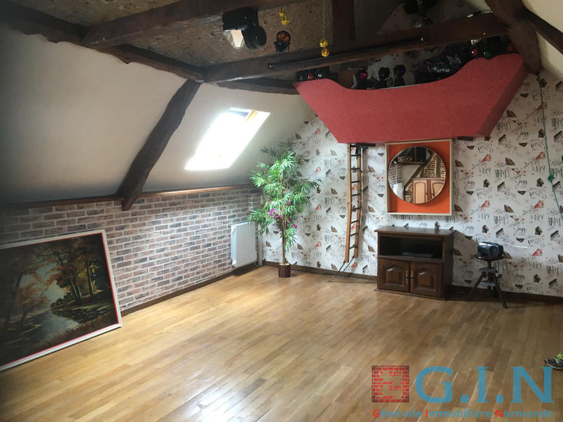 Maison - 276 m² - 5 pièces