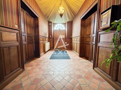 Maison de maîtres - 442 m² - 21 pièces